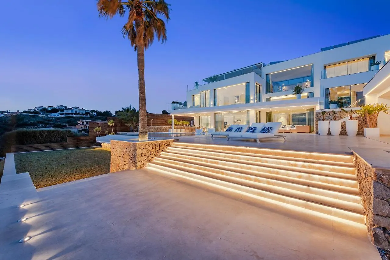 Blue Sky Mallorca Luxury Villa Andratx  0*,  España